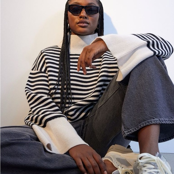 H&M premium striped wool sweater - Picture 4 of 12